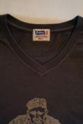 フェローズ　VネックTシャツ　13S-PVT3　「MADE WITH PRIDE」　チャコール